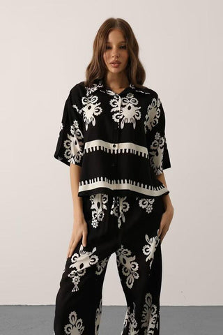 Ensemble chemise ample et pantalon imprimé noir & blanc – KIARA