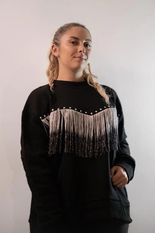 Pull noir oversize à franges argentées – KIARA